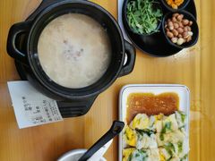 -伙头记潮汕海鲜砂锅粥(平澜路店)