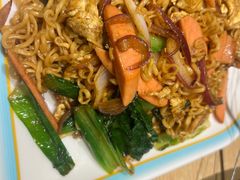 -街角等你.大连海鲜烧烤.经典铁板海鲜串(西安路店)