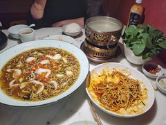 -初蓉丨遇见新川菜(亲贤街荣耀店)