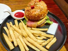 -1886德国汽车餐厅(外滩中央店)