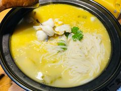 -九锅一堂酸菜鱼(学府凯德店)