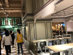 大堂-大食代美食广场(上海中心店)