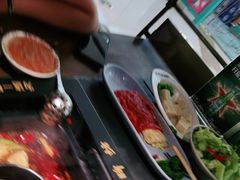 -老牌坊云南鱼豆花火锅(哈西万达店)