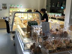 面包甜点陈列柜-派斯俊·本味(解放南路店)