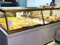 面包甜点陈列柜-长乐饼家(五羊新城店)