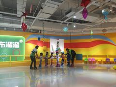 -阿布溜溜·轮滑(21世纪太阳城店)