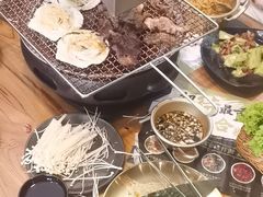 -合易泓烤肉·海肠捞饭(火车站店)