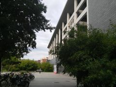 -中国人民大学图书馆新馆