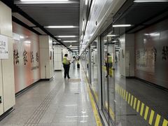 -陆家浜路(地铁站)