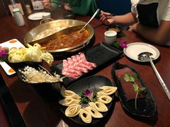 -重庆爽翻天老火锅(临平万达广场店)