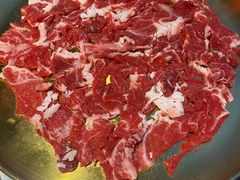 招牌手切牛肉-渝利重庆火锅