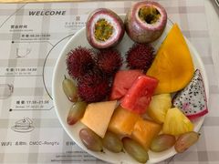 -荣誉国际酒店-云顶旋转餐厅