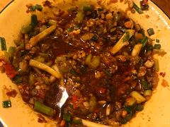 -拈签一笑黄牛肉辣卤串串