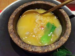 翅皇汤烩猪蹄筋-鲤院·新中式美学·庭院餐厅(夫子庙店)