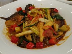 -陆川港酒楼(亭洪店)