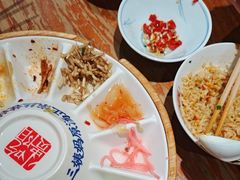 -怪噜范·老贵阳街头名小吃(鸿通城店)