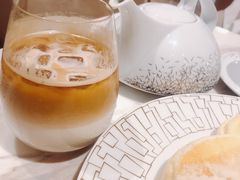 -théATRE 茶聚场(王府中環店)