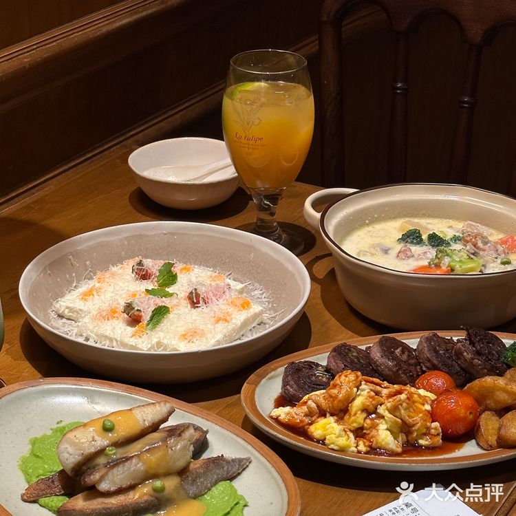 新街口我经常去的店子！经常创新 漂亮又好吃