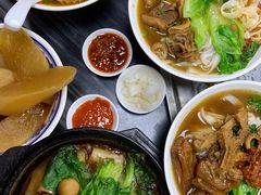啫啫煲仔粉-珍珍小食店(西华路店)