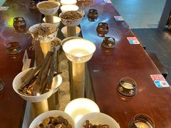 -成都你六姐·牛肉冒菜(城市集市合生汇店)