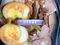 -花溪巷牛肉粉(泉城路店)
