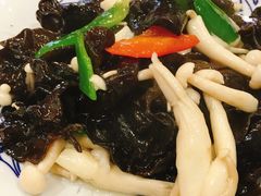 -东北人家铁锅炖(鞍山路店)