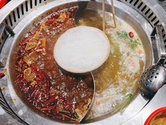 -醉董牛川派鲜肉自选火锅(烟台店)