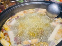-一朵菌·野生菌探索家火锅(南亚店)