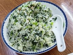 -胡子饮食店