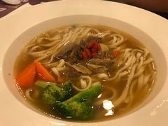 -康师傅私房牛肉面(马泉营奥莱店)
