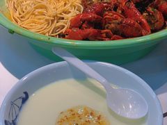 -靓虾二哥长沙地标小龙虾(五一广场店)