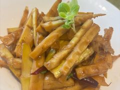 -鹰龙海畔度假酒店(咸祥店)