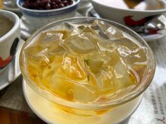茉莉花水晶冰凉粉加蜂蜜-周大娘牛乳(旧寨古村总店)