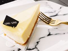 -UNI UNI(环亚凯瑟琳店)