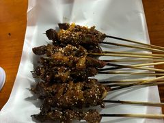 -巴汗羊肉串烧烤店