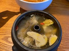 松茸汽锅鸡-云海肴·汽锅鸡·云南菜(苏州中心店)