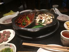 -纸盐河码头火锅(十八梯店)