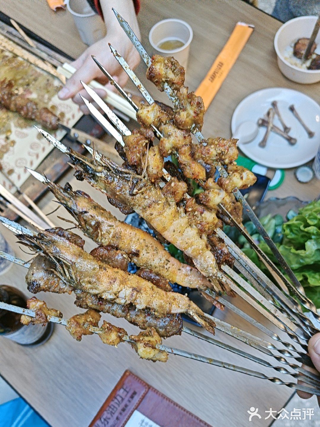 烤串配啤酒，这才叫周末