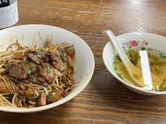 -小狗面馆·杭帮拌川·片儿川(大沽路店)