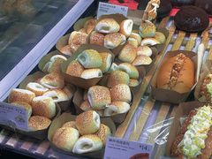 -巴黎贝甜(大宁国际商业广场店)