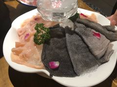 -白乐天毛肚火锅馆(解放碑店)