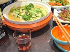 -川流不息·地道川菜·小龙虾(松东路店)