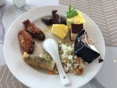 三文鱼-湖景知味西餐厅•自助餐• 轻食(南京金茂威斯汀大酒店)