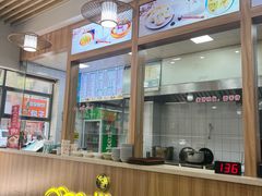 -老前童小吃(北明程路店)