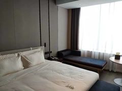 -深圳罗湖水贝IBC亚朵酒店
