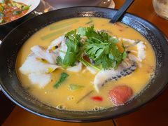 特色西番莲煮鱼-西双版纳洲际度假酒店-曼霖轩中餐厅