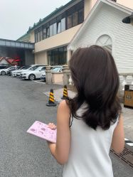 -HAIR HERE造型