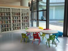 -广州市白云区图书馆