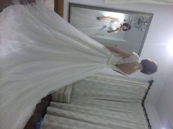 岚意唯品婚纱高级定制-LANYI COUTURE高级婚纱礼服改衣店