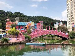 -龙凤山庄影视度假村